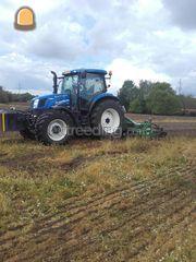 Tractor + grondfrees Omgeving Venlo