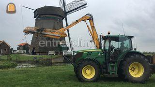 Tractor + arm toolcarrier Omgeving Leiden