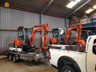 Hitachi Zaxis EX 25 Omgeving Goes