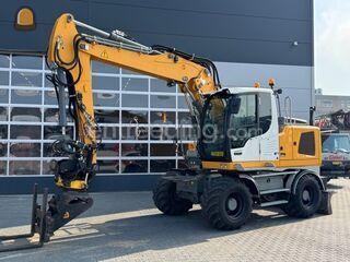 Liebherr A914 met Draaika... Omgeving Barneveld