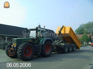 Tractor + carrier Omgeving Tilburg