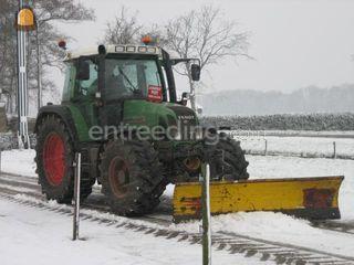 Fendt 412 vario met sneeu... Omgeving Hilversum