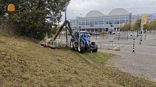 Tractor + maaiarm Omgeving Arnhem