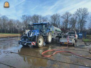 Tractor + waterwagen Omgeving Arnhem