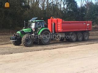Tractor met grondkipper Omgeving Antwerpen