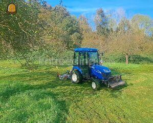 New Holland boomer met ma... Omgeving Almere