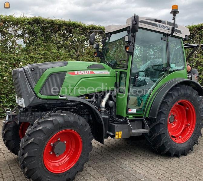 Tractor Fendt Te huur met bediening. 71402377 - Entreeding.com