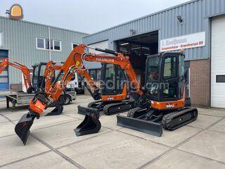 Hitachi ZX 38U Omgeving Leiden