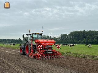 Tractor + Zaaimachine Omgeving Kamerik