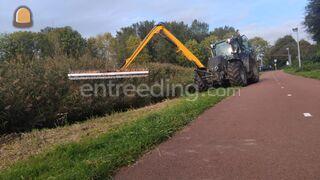 Valtra T174 + Herder met ... Omgeving Den Haag