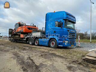 Scania + semi dieplader Omgeving Den Haag