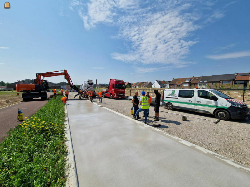 Bij het maken van geopolymeerbeton wordt cement vervangen door geopolymeer