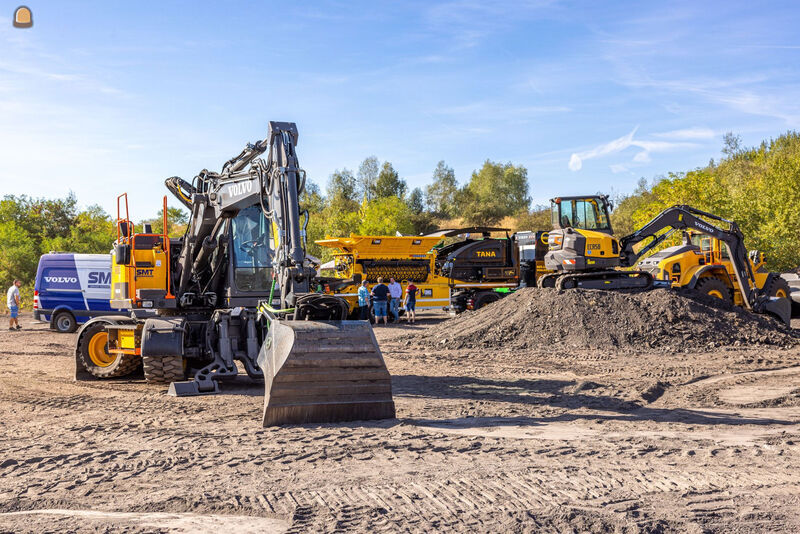 Doorlopend demonstraties en de mogelijkheid om machines zelf te testen