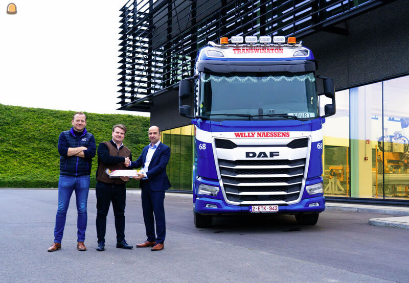 “Chapeau” van DAF voor Willy Naessens Group