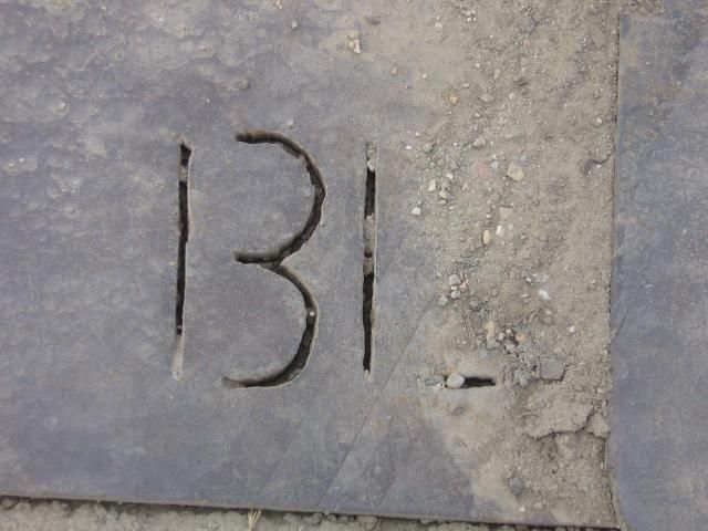 De initialen in de rijplaten van Broere Lekkerkerk