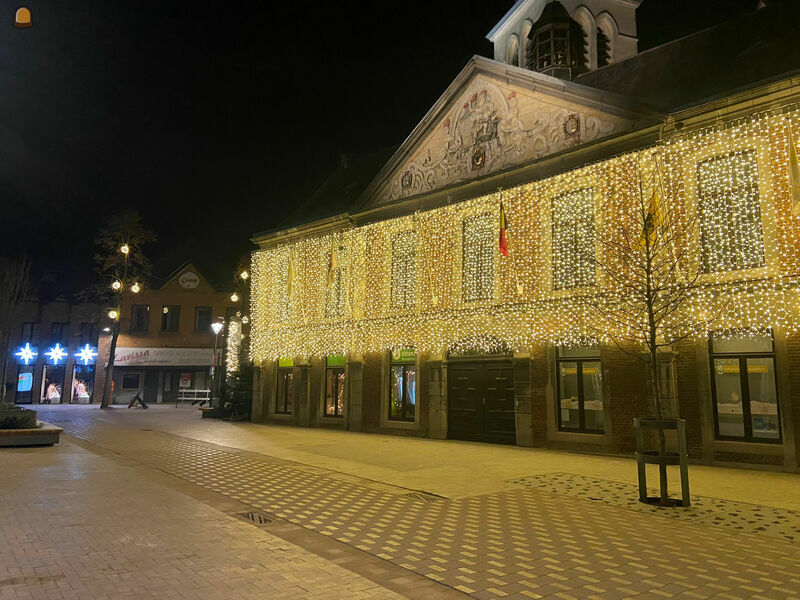 de straten werden heraangelegd in diverse verbanden in verschillende tinten en structuren